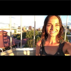 Meet your Posher, Laci